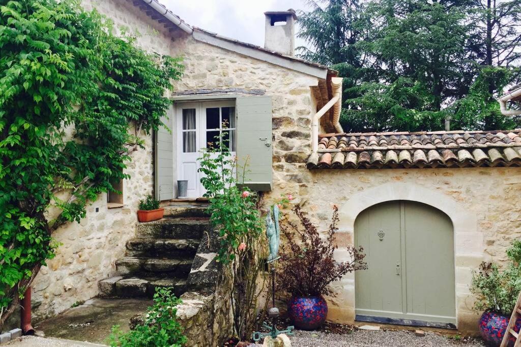 Gite Cocotte Luberon, Forcalquier Pierrerue  Экстерьер фото